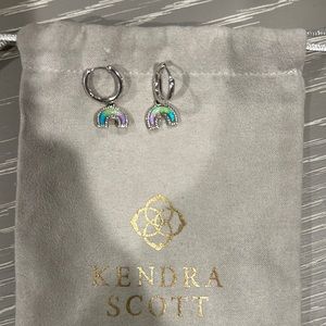 Kendra Scott Rainbow Silver Huggie Earrings in Pastel Mix